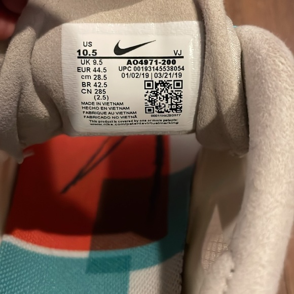 Air max 270 - Picture 4 of 4